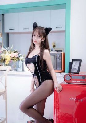 美女特工